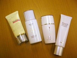 ɒڂĂ鉺nUVPAi `SPF15-50